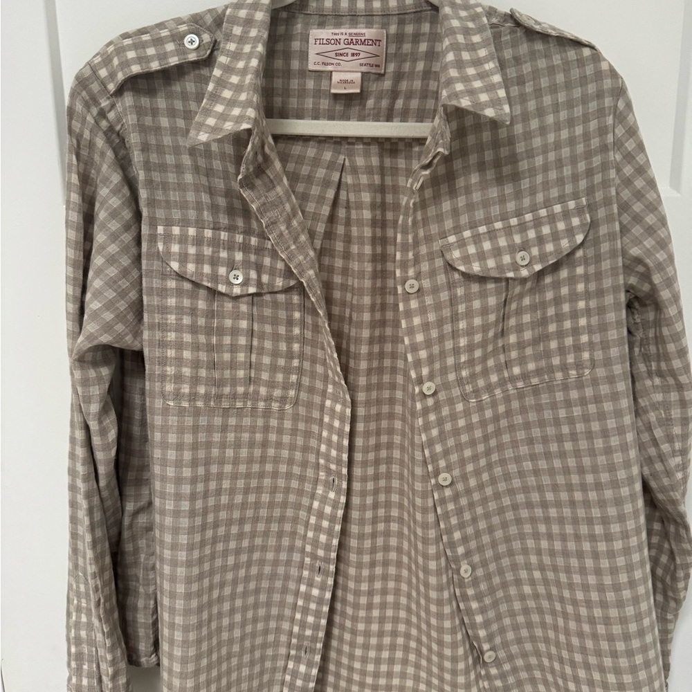 Women’s Filson beige khaki Checkered Button-Up Shirt size large